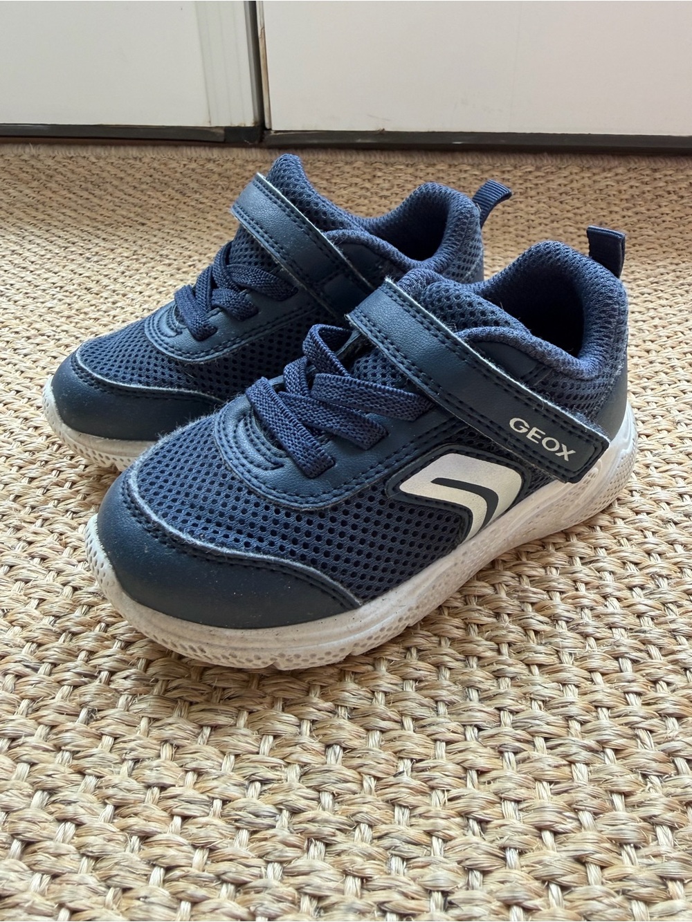 Geox Sprintye Sneakers | Toddler US 6.5 | Navy Blue